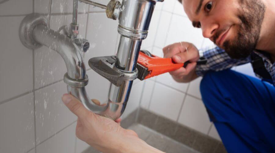 Professional same day plumber services in Bridgeport, NY